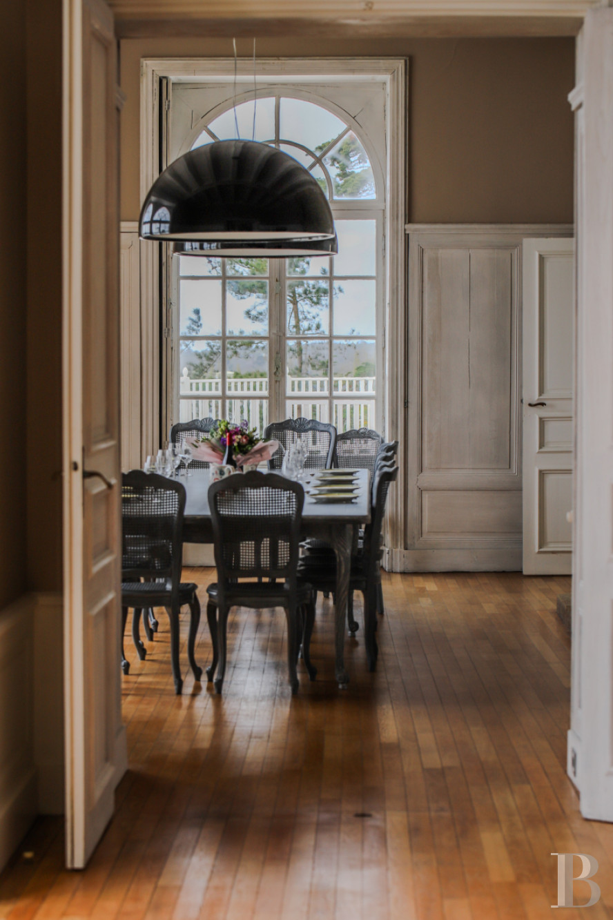 An early 19th century manor house overlooking the Bay of Douarnenez on the Crozon peninsula in Finistère - photo  n°13